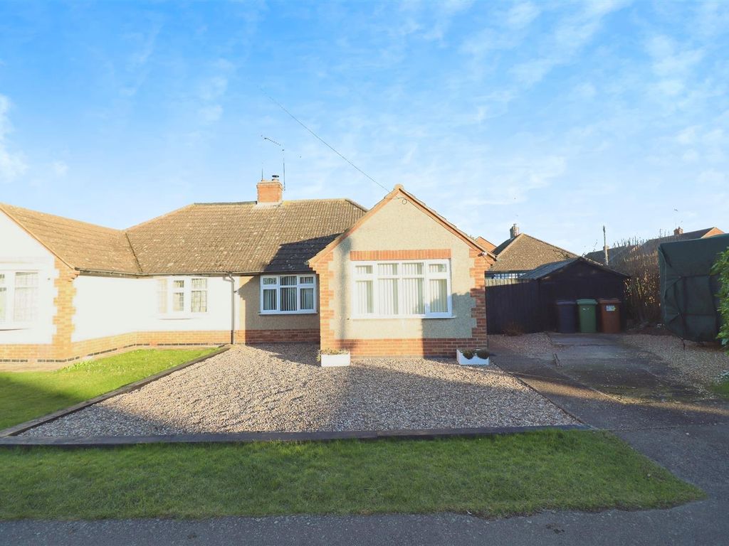 2 bed semidetached bungalow for sale in Parsons Road, Irchester NN29