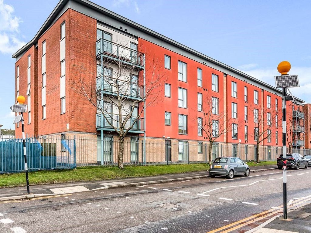 1 bed flat to rent in Quay 5, 232 Ordsall Lane, Salford, Greater Manchester M5 Zoopla