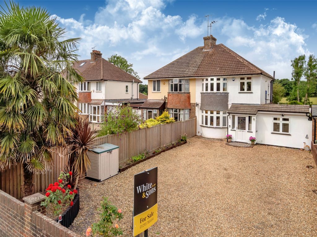 4 bed semidetached house for sale in Pear Tree Hill, Bonehurst Road