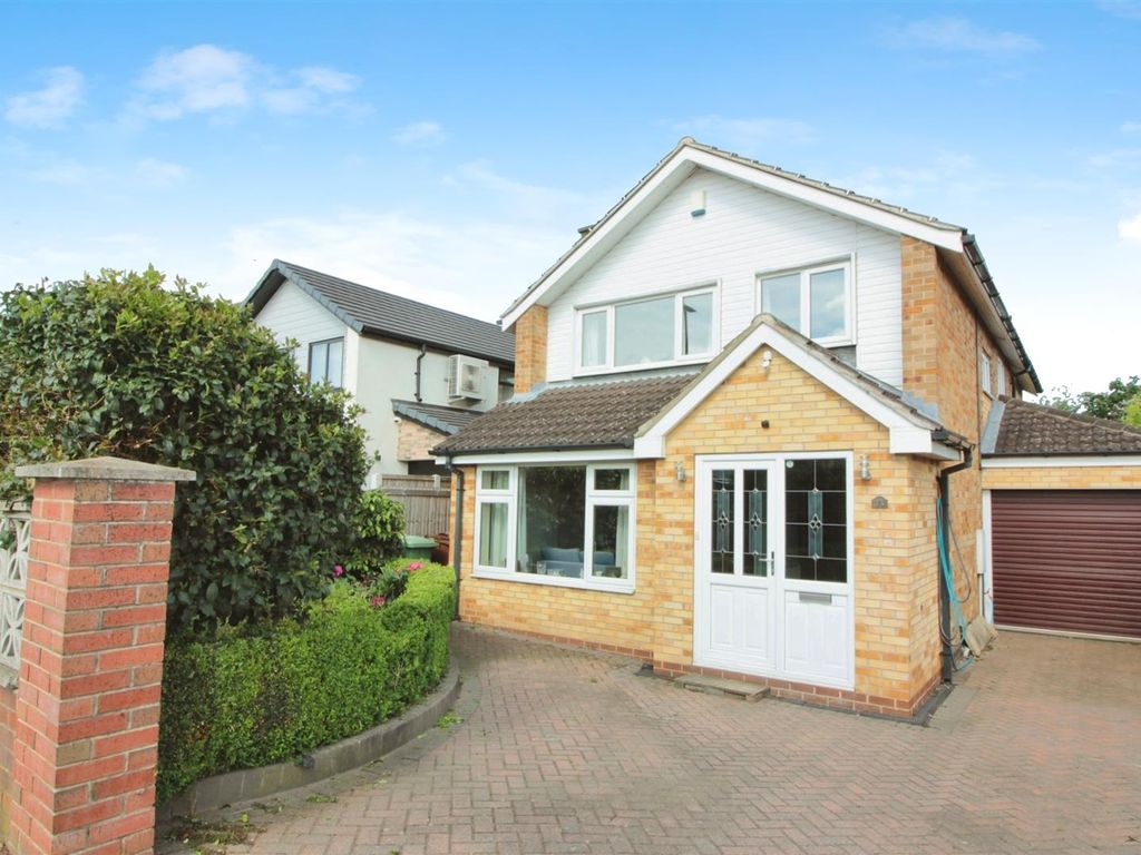 4 bed detached house for sale in Coniston Way, Woodlesford, Leeds LS26