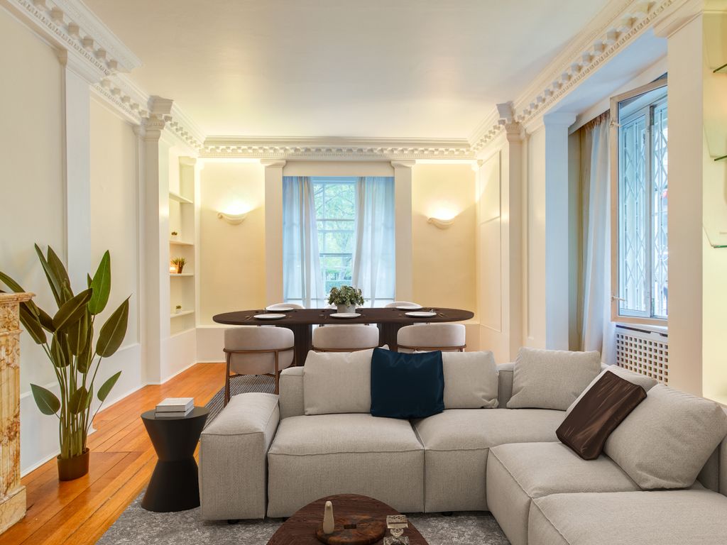 Grosvenor Square, London, London W1K