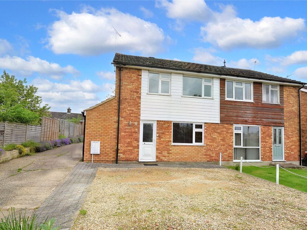 3 bed semidetached house to rent in Eythrope Road, Stone, Aylesbury, Buckinghamshire HP17 Zoopla