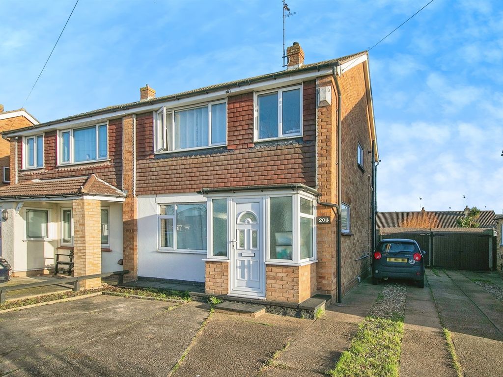 3 bed semidetached house for sale in Thorpe Road, ClactonOnSea CO15