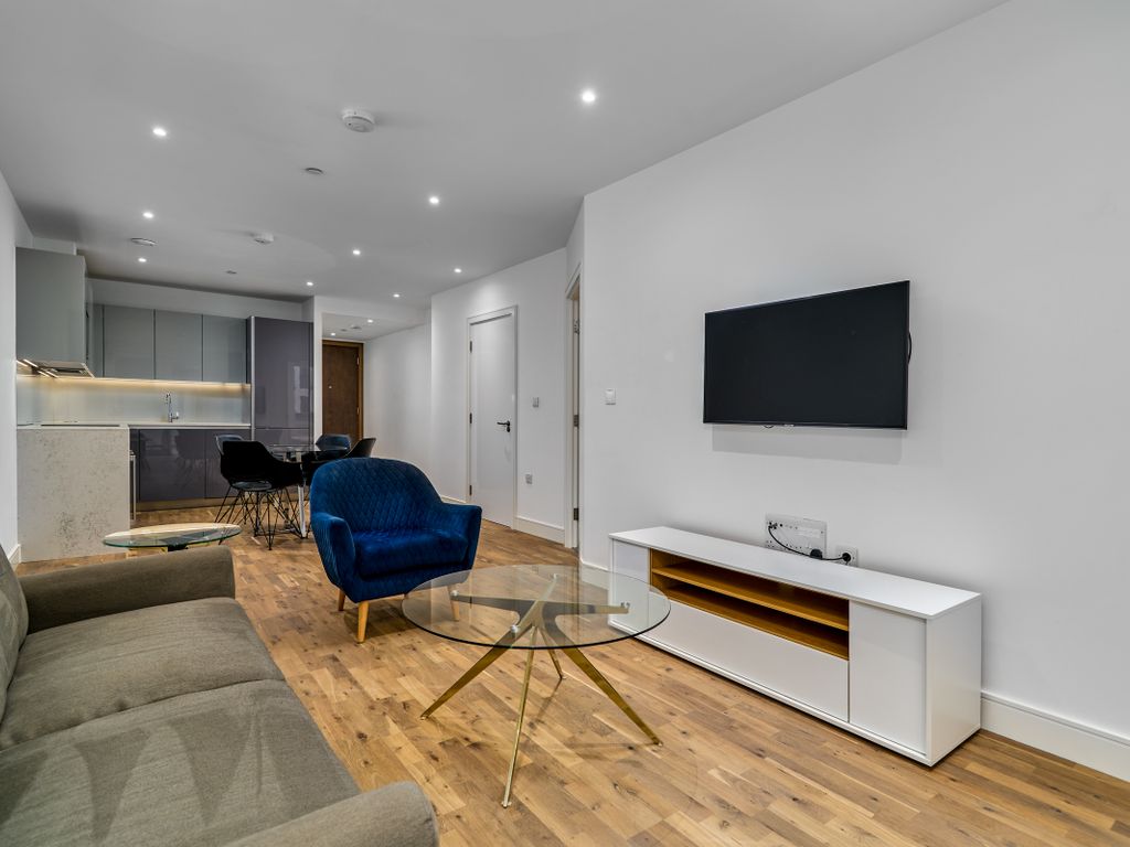 1 bed flat to rent in Juniper Drive, London SW18, £2,250 pcm Zoopla