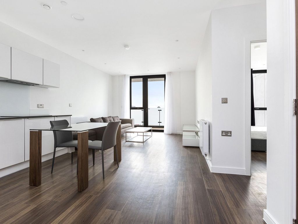 1 bed flat to rent in Hornbeam House, 22 Quebec Way, Canada Water