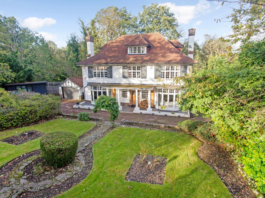 6 bed detached house for sale in Shirley Church Road, Croydon CR0, £