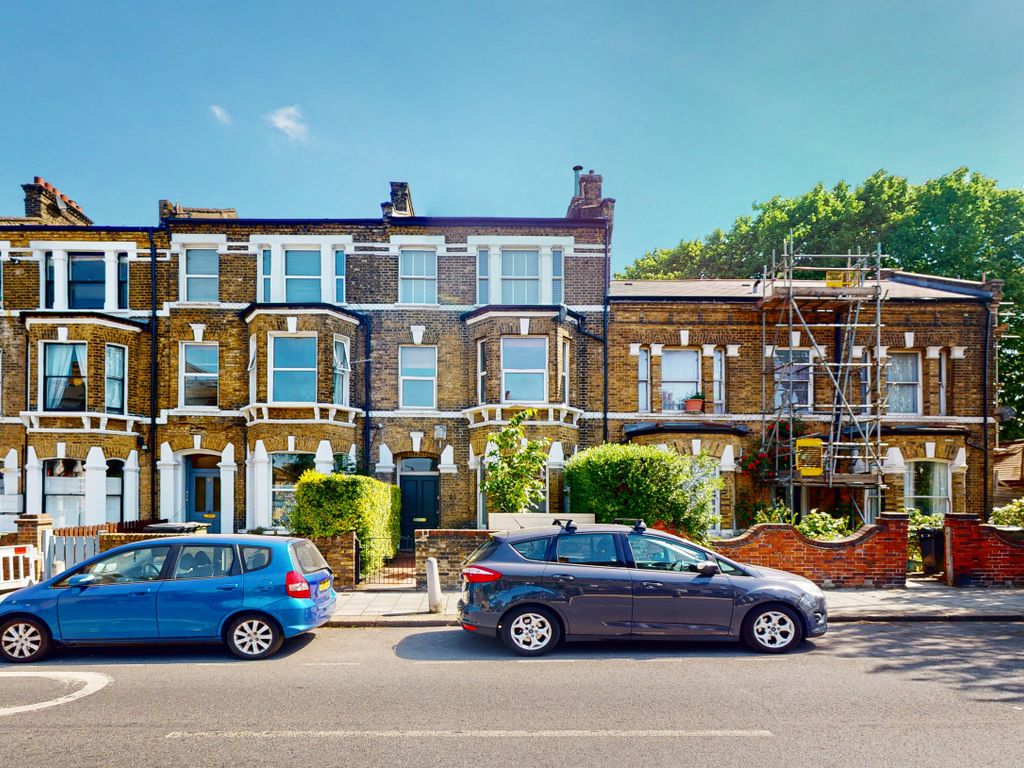 2 bed flat for sale in Herne Hill Road, Herne Hill Road, London SE24