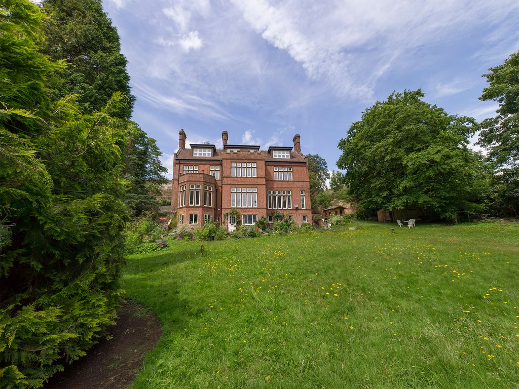 1 bed flat for sale in Castle Hill, Farnham, Surrey GU9 Zoopla