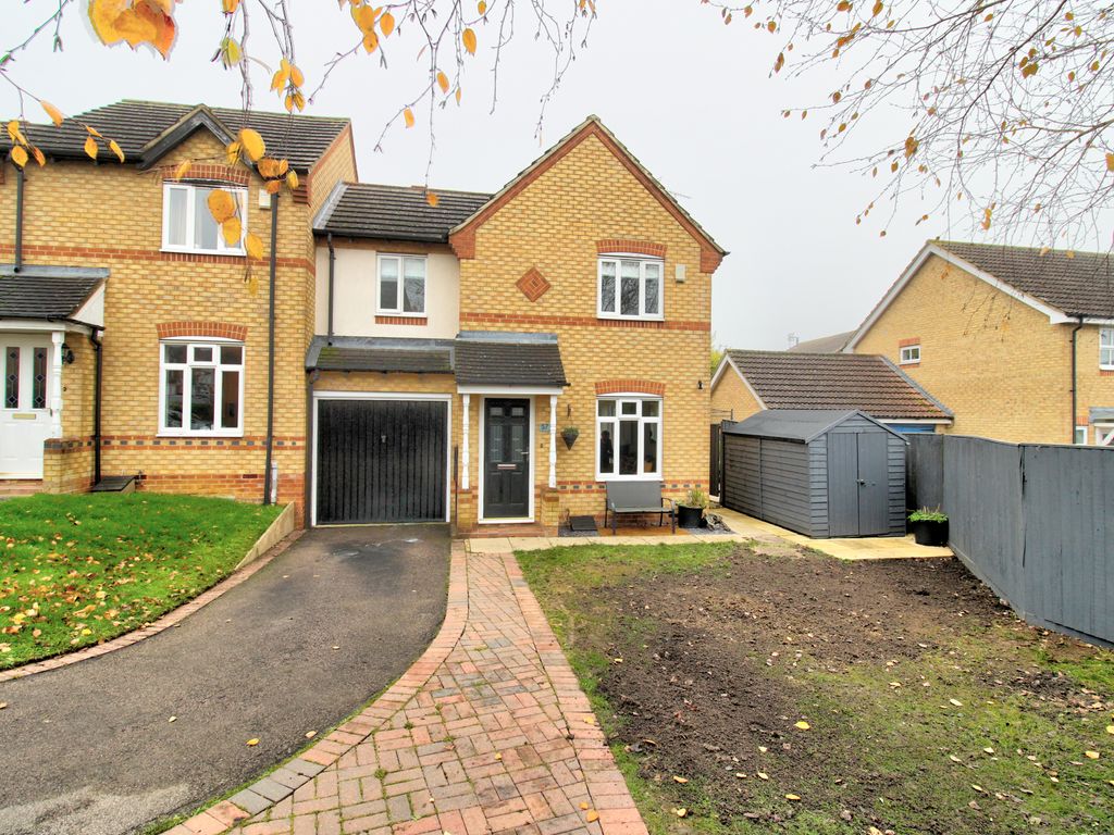 Swallow Close Brackley NN13