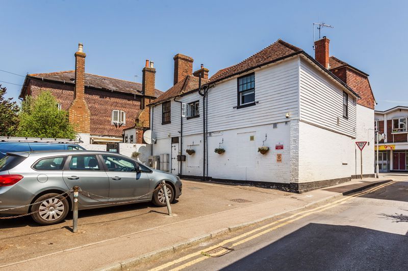 2 bed flat for sale in Lingfield Road, Edenbridge TN8 Zoopla