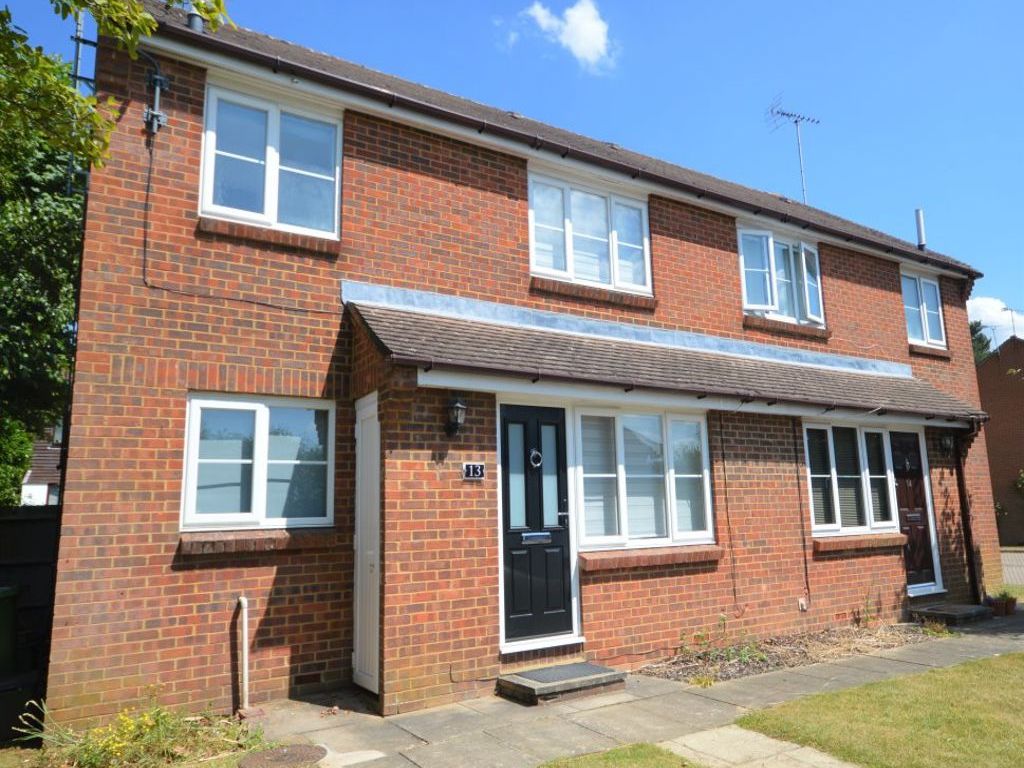 1 bed property to rent in St Leonards Court, Sandridge, St Albans AL4