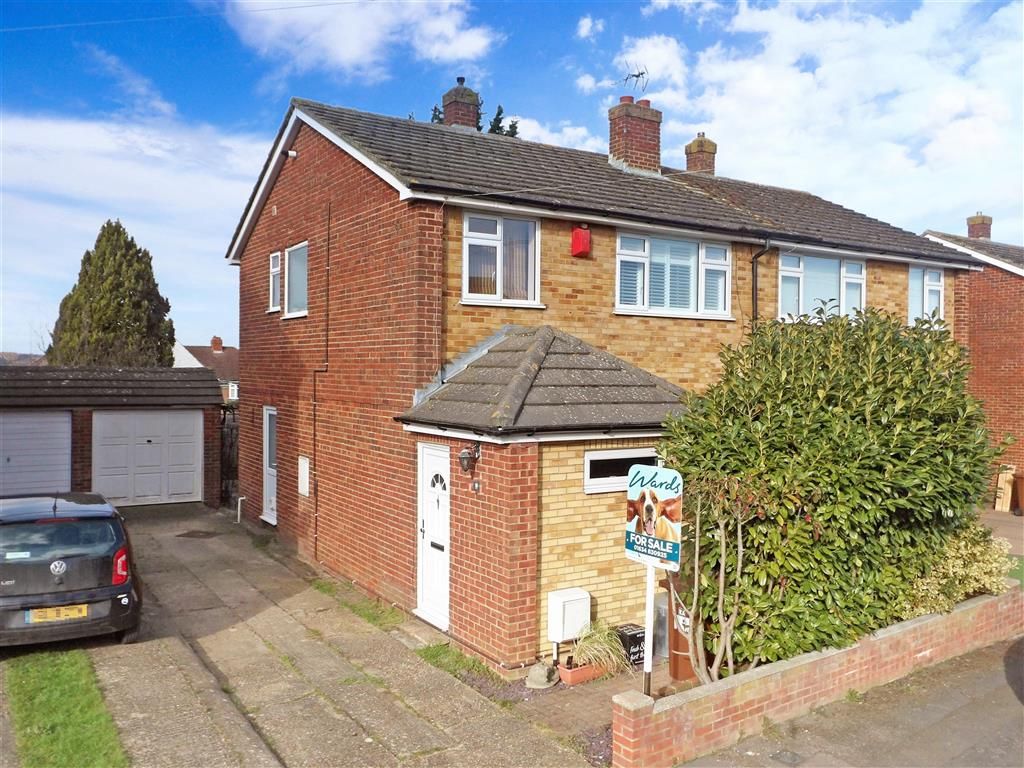 3 bed semidetached house for sale in St. Matthew's Drive, Borstal
