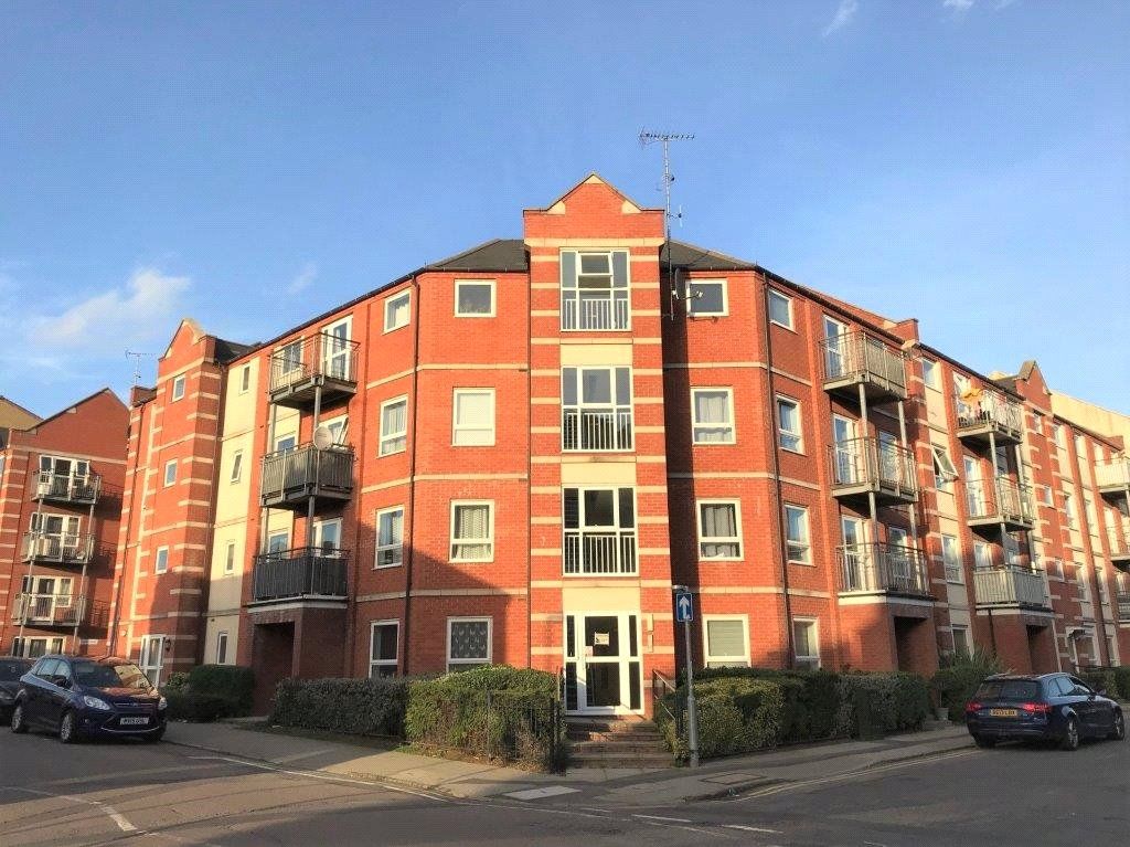 2-bed-flat-for-sale-in-pavillion-court-stimpson-avenue-abington-nn1