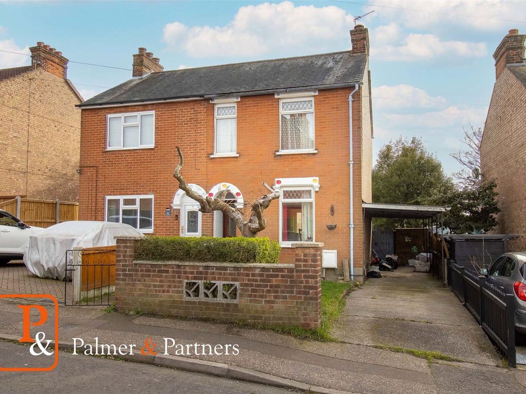3 bed semidetached house for sale in Compton Road, Colchester, Essex