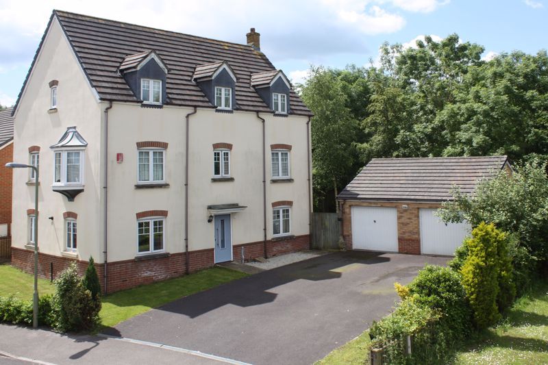 5 bed detached house for sale in Amey Gardens, Totton, Southampton SO40