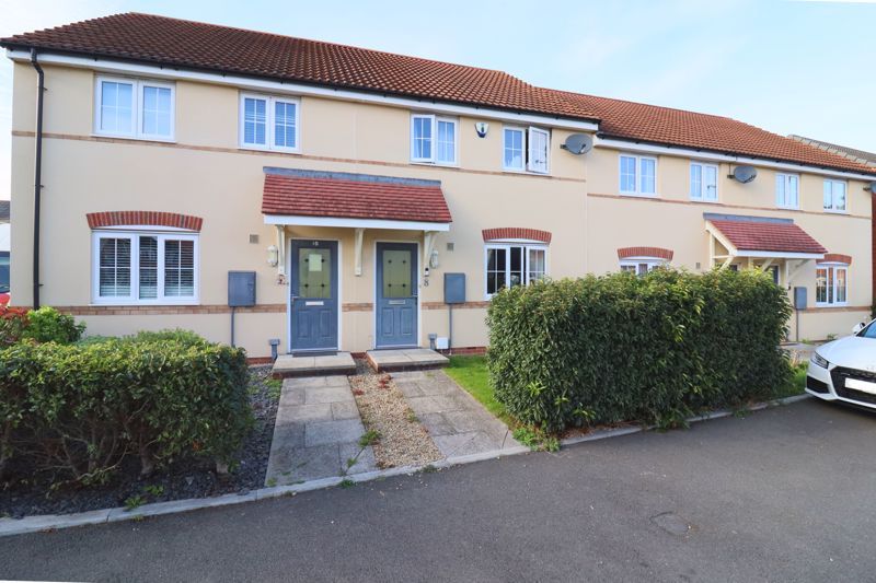 3 bed terraced house to rent in Catherine Place, Longford, Gloucester