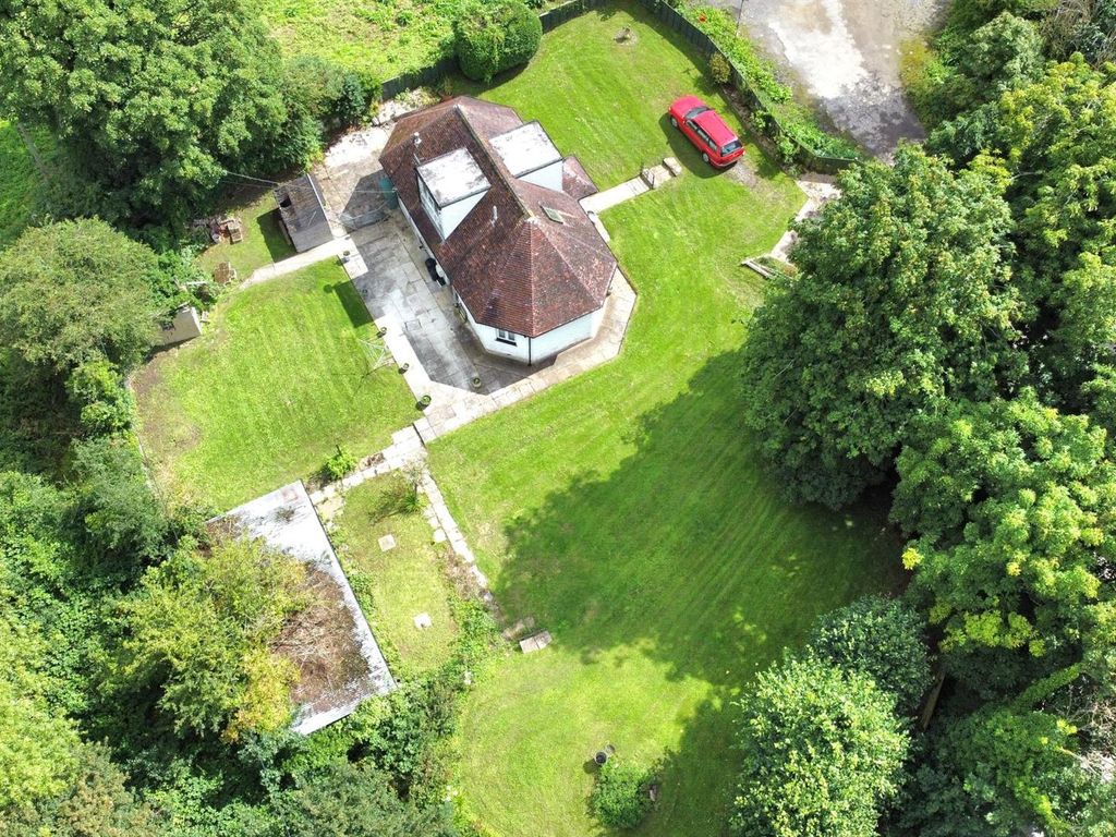 4 bed detached house for sale in Eastington, Stonehouse GL10, £539,000