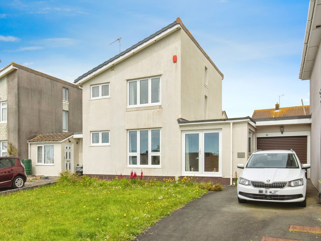 3 bed link detached house for sale in Maker Road, Torpoint, Cornwall