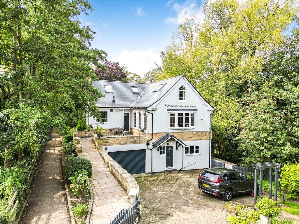 6 bed detached house for sale in Mill Lane, Pannal, Harrogate, North