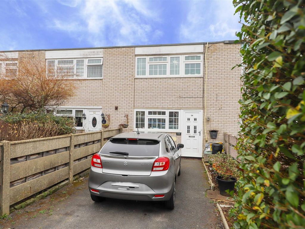 2 bed terraced house for sale in Leybourne Road, Hillingdon UB10 Zoopla