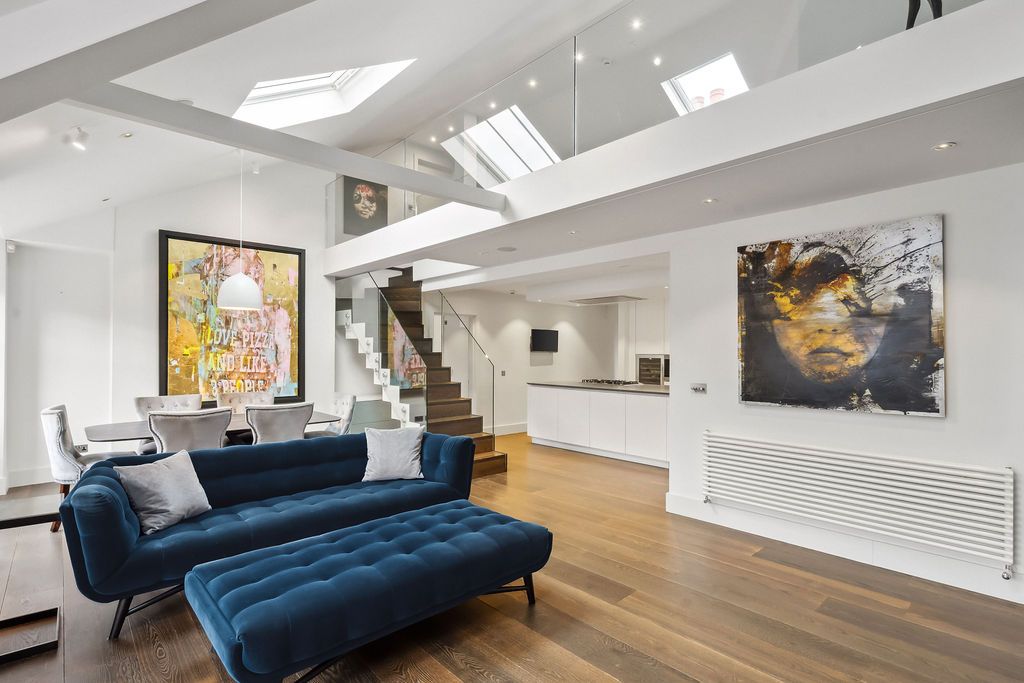 3 bed flat for sale in Cheyne Court, London SW3, £3,600,000 Zoopla