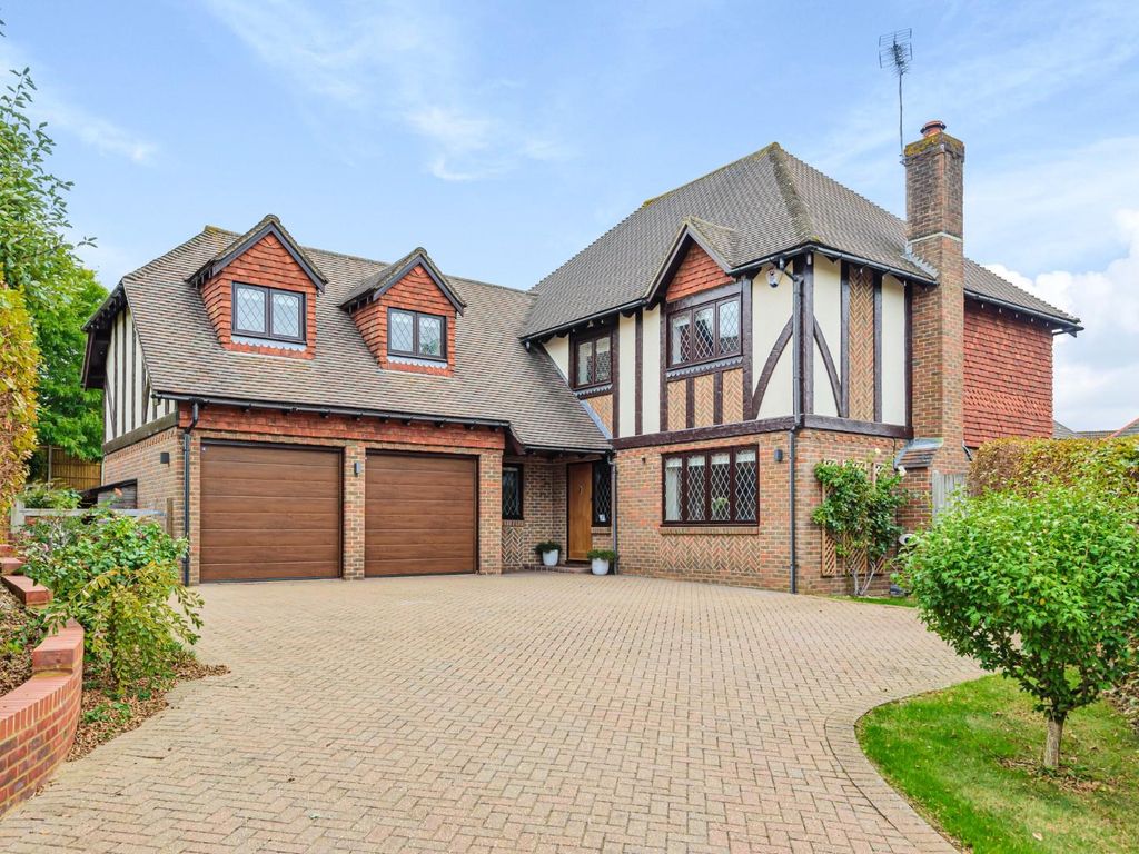 5 bed detached house for sale in Watsons Close, Ashford TN25 Zoopla