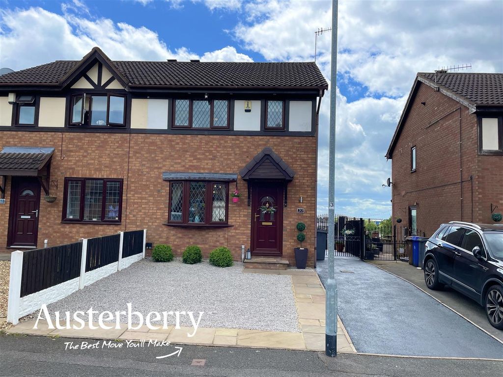 3 bed semidetached house for sale in Merton Street, Meir Hay, StokeOn