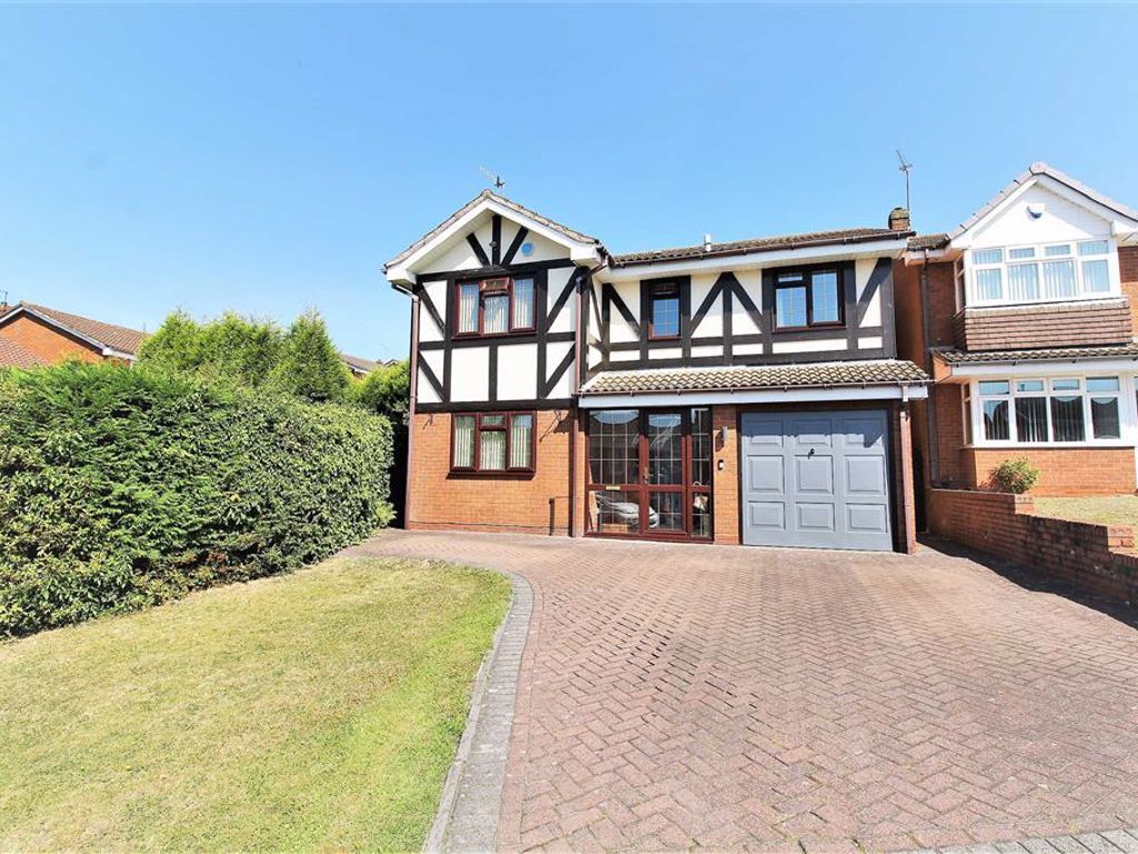 4 bed detached house for sale in Osberton Drive, Milking Bank, Dudley