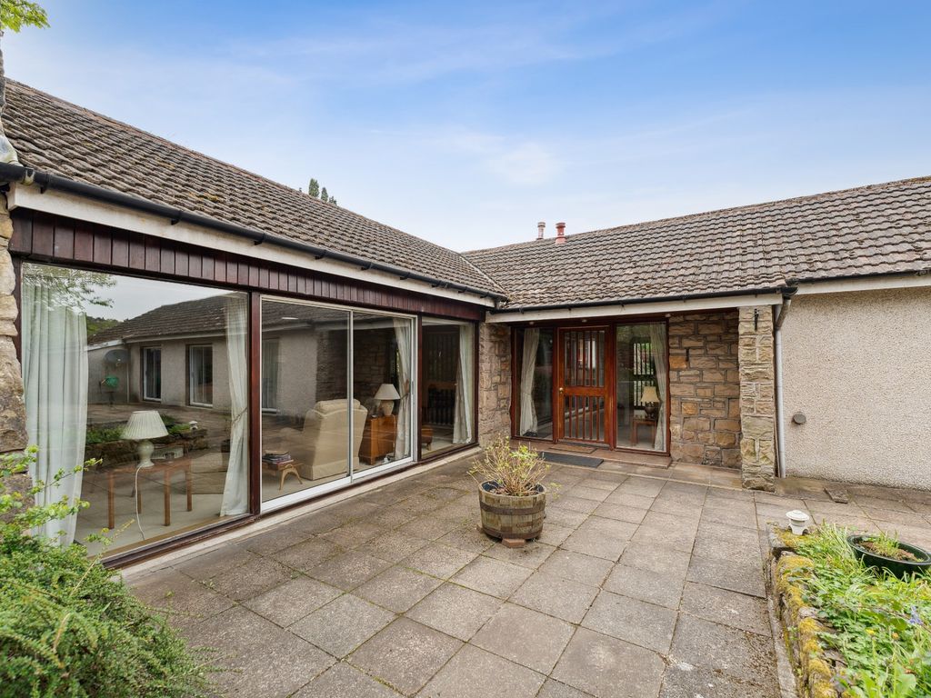 3 bed bungalow for sale in Busby Road, Carmunnock, Glasgow G76 Zoopla