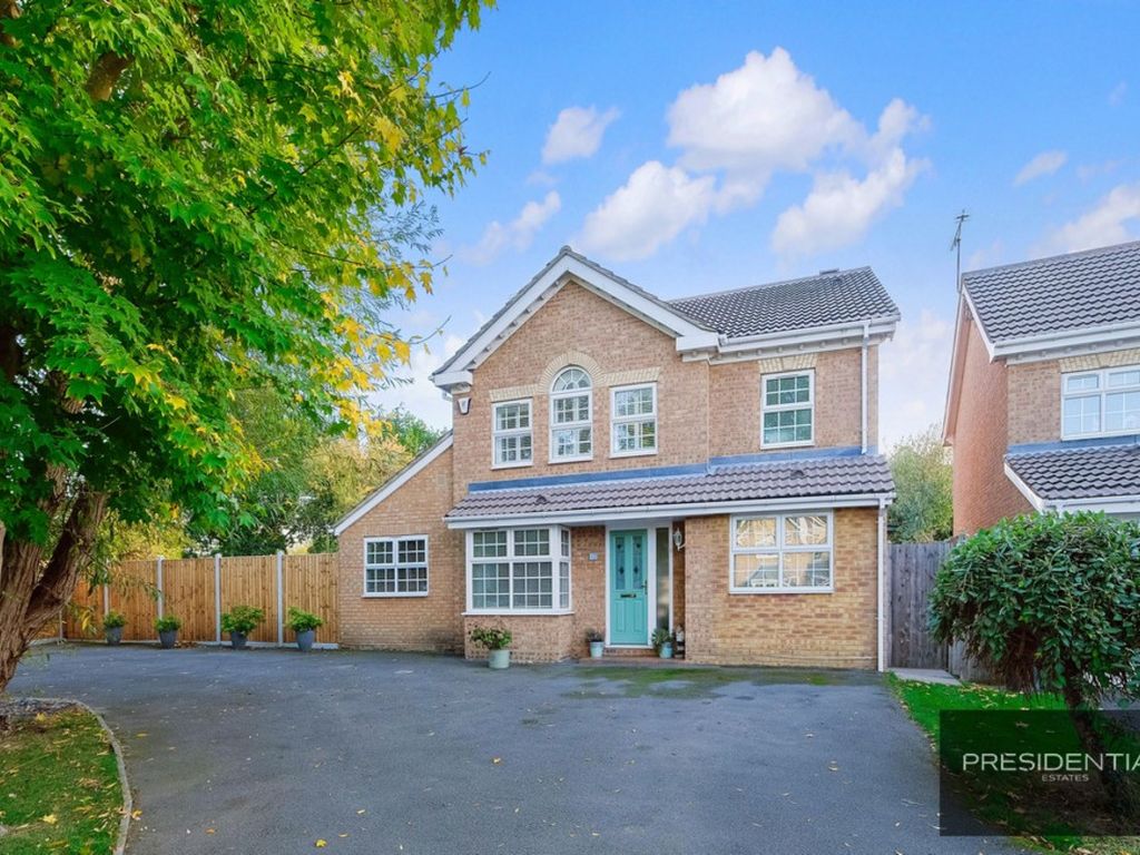 4 bed detached house for sale in Harrier Way, Waltham Abbey EN9 Zoopla