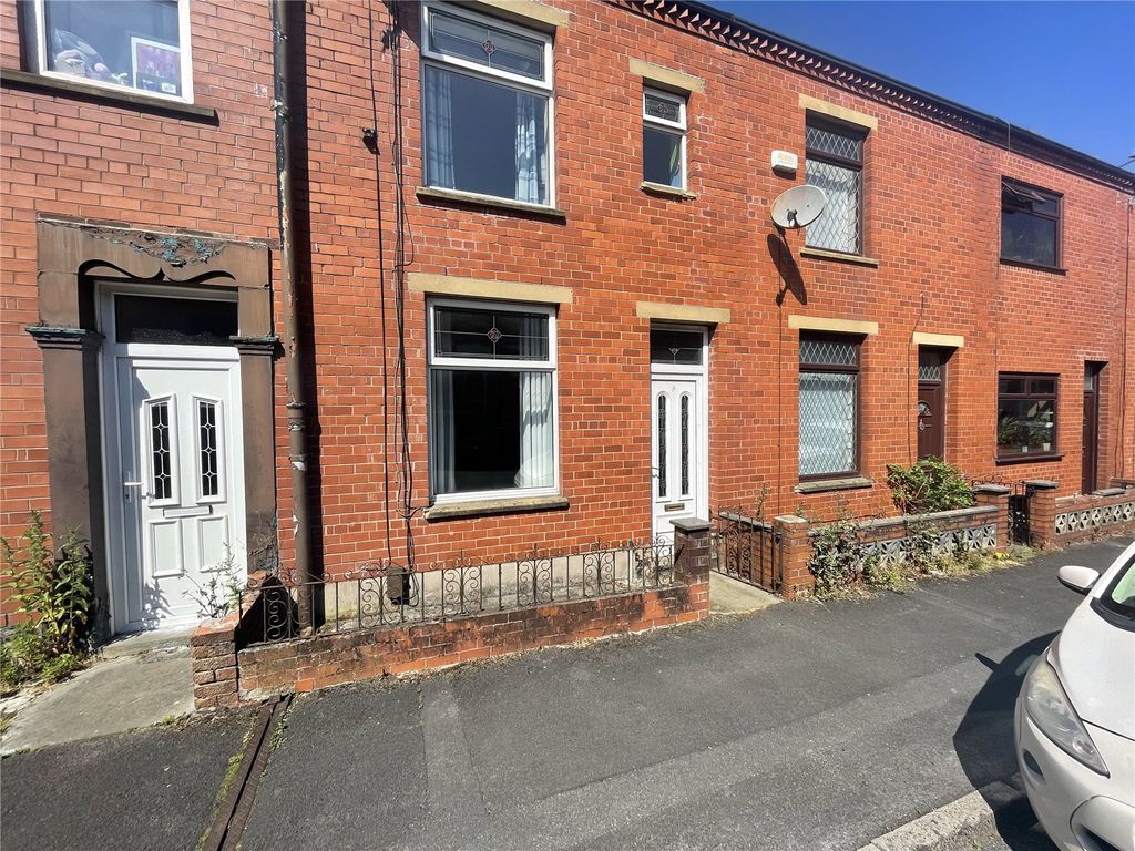 3 bed terraced house for sale in Crossley Street, Royton, Oldham, Greater Manchester OL2 Zoopla