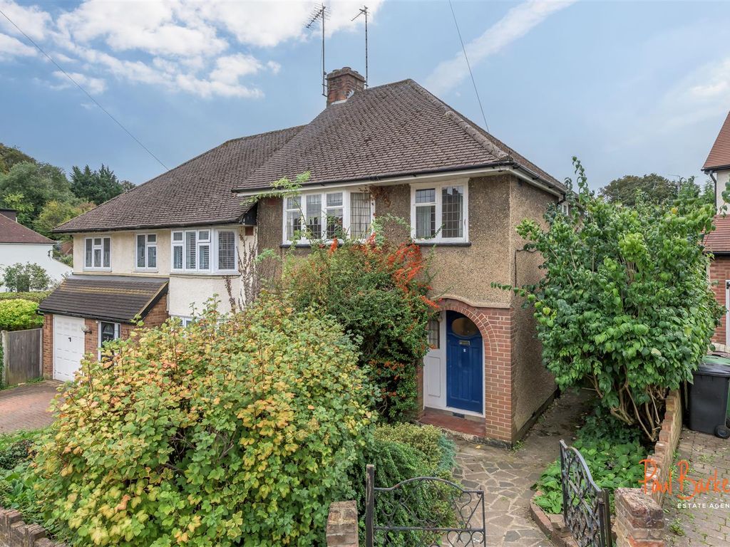 3 bed semidetached house for sale in Orchard Close, St.Albans AL1, £