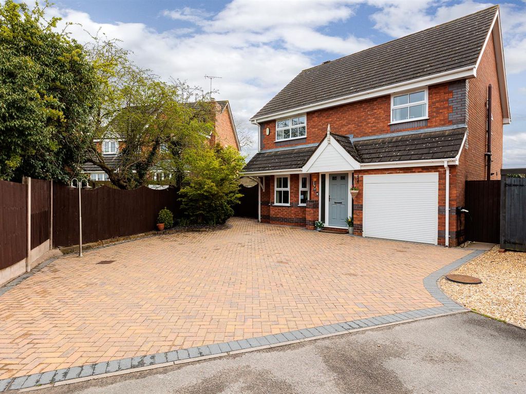 6 bed detached house for sale in Cavendish Road, Tean, StokeOnTrent