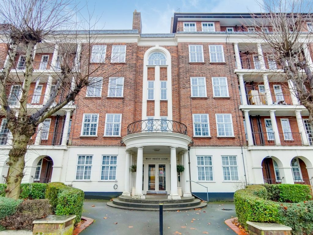 1 bed flat to rent in West Heath Court, North End Road, Golders Green