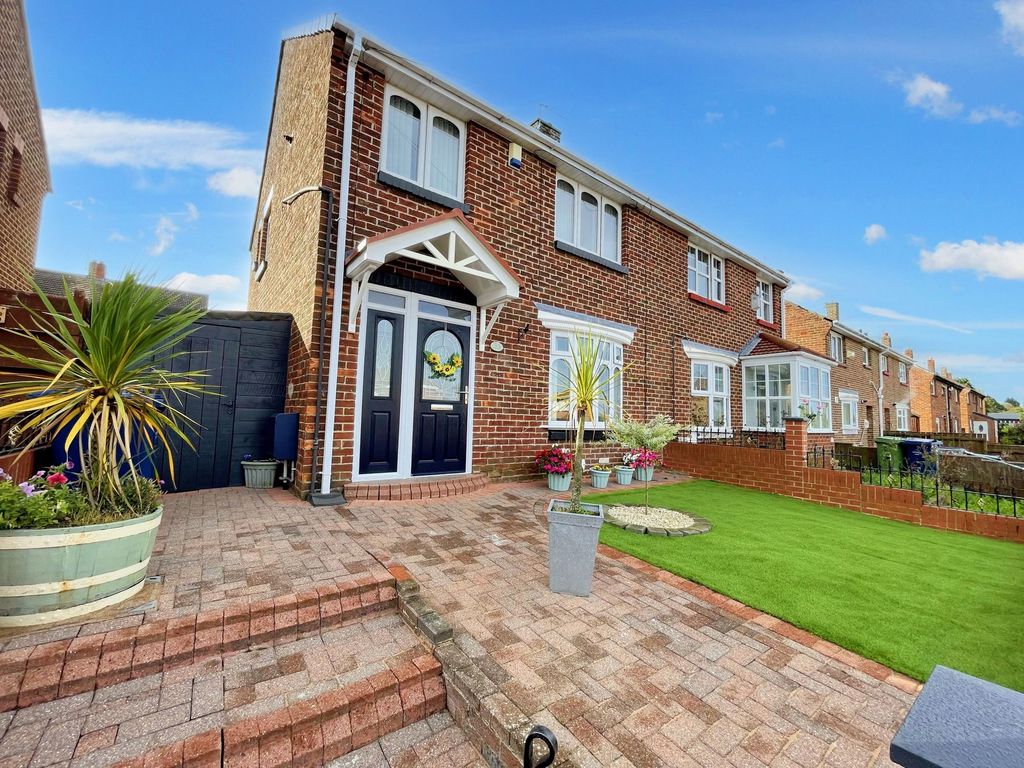 3 bed semidetached house for sale in Owen Drive, West Boldon, East