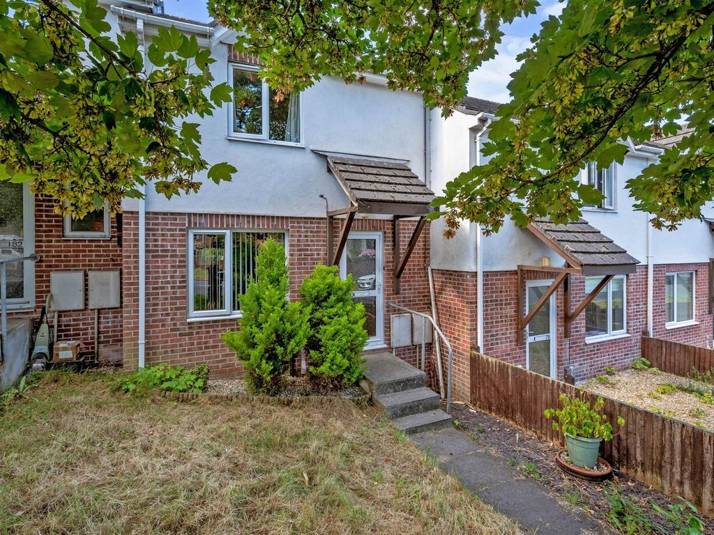 2 bed terraced house for sale in Blandford Road, Lower Compton