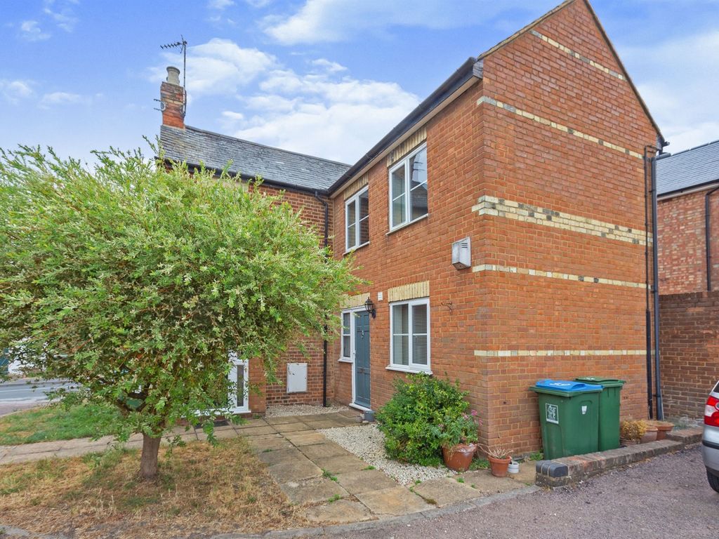 1 bed property for sale in Quainton Road, Waddesdon, Aylesbury HP18