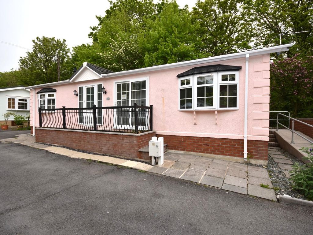 2 bed mobile/park home for sale in Mill Gardens, Blackpill, Swansea SA3