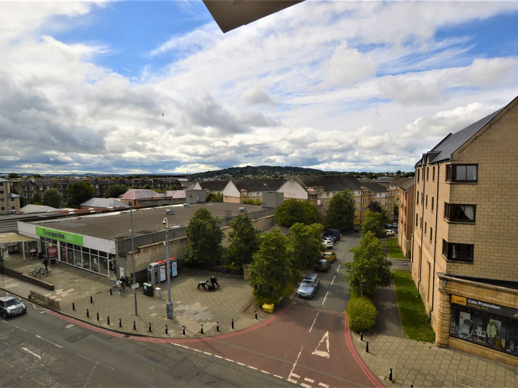 2 bed flat to rent in Dalry Road, Edinburgh EH11 Zoopla