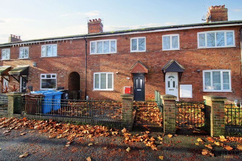 3 bed terraced house for sale in North Road, Hull HU4, £100,000 Zoopla