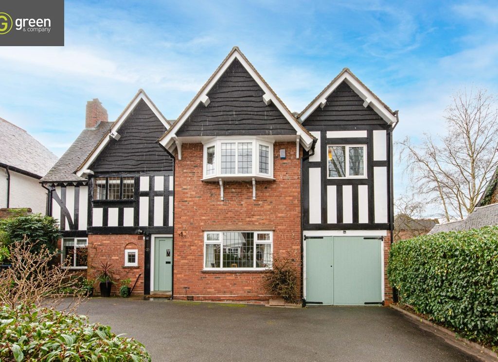 5 bed detached house for sale in Greenhill Road, Wylde Green, Sutton