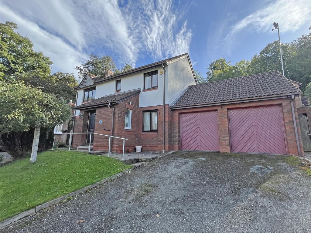 4 bed detached house for sale in Plas Y Bryn, Abergele, Conwy LL22, £