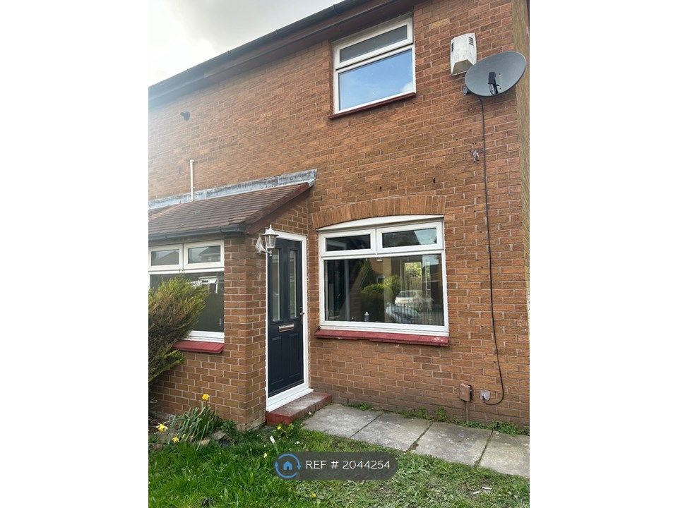 3 bed semidetached house to rent in Peterlee Way, Bootle L30, £950 pcm