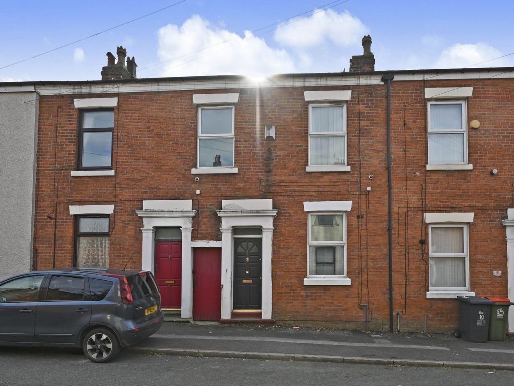 3 bed terraced house for sale in Clitheroe Street, Preston PR1, £