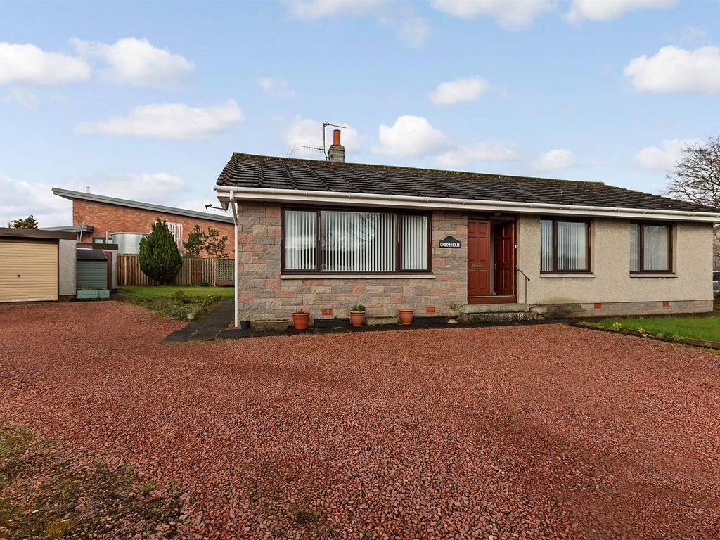 3 bed detached bungalow for sale in Main Street, Symington, Biggar ML12