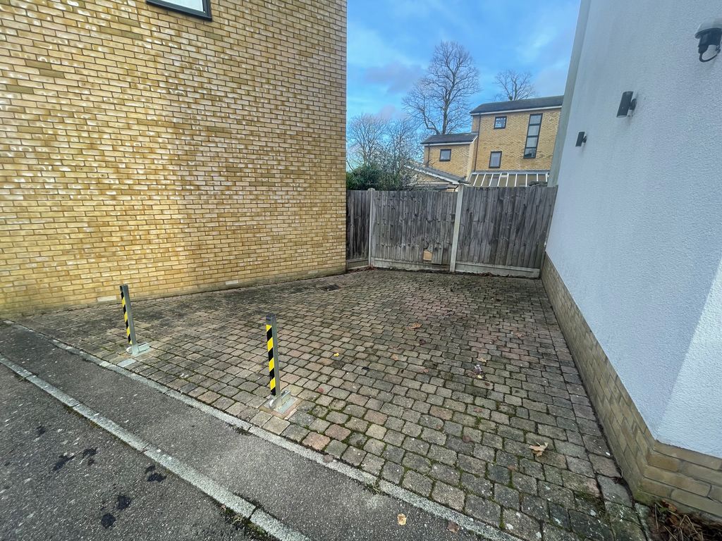 Land for sale in Courtyard Mews, Greenhithe DA9 Zoopla