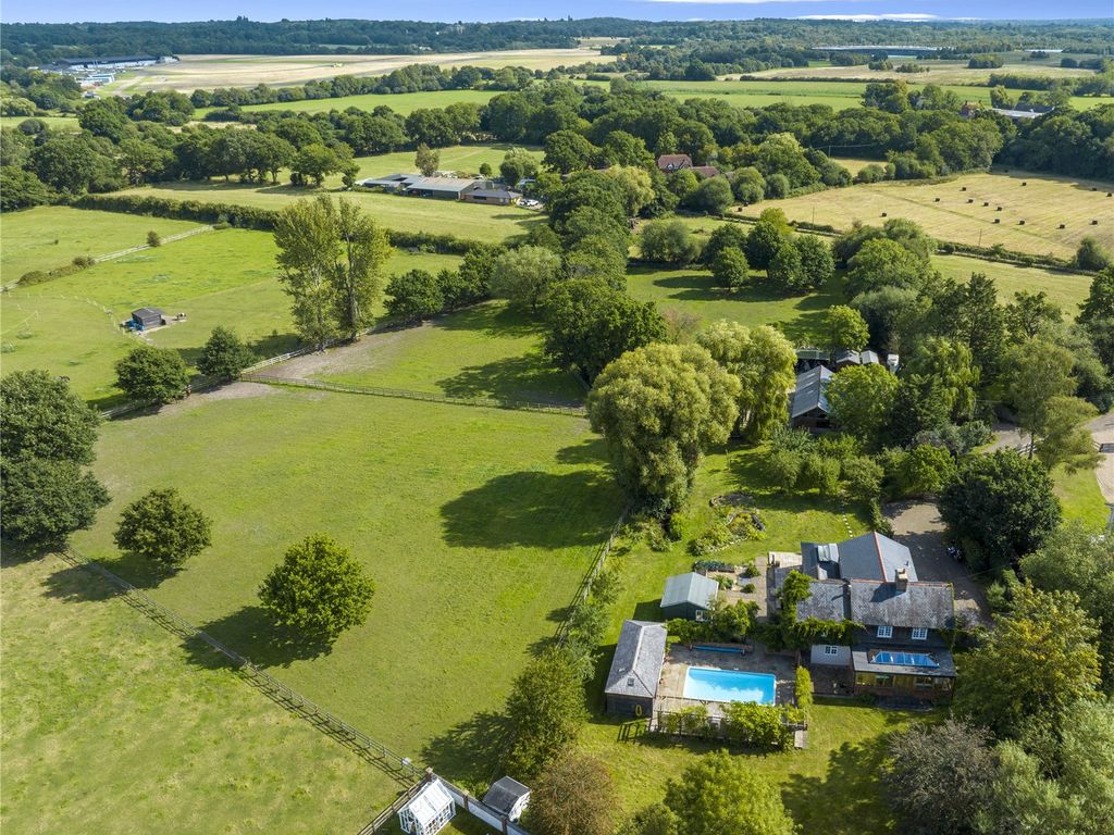 4 bed detached house for sale in Horsell Common, Woking, Surrey GU21, £