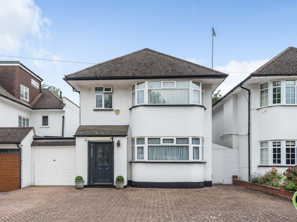 3 bed detached house for sale in Mill Ridge, Edgware HA8 Zoopla