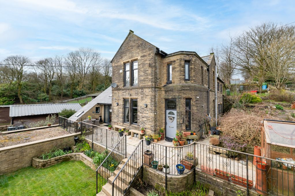 5 bed detached house for sale in Station Road, Denholme, Bradford, West Yorkshire BD13, £485,000