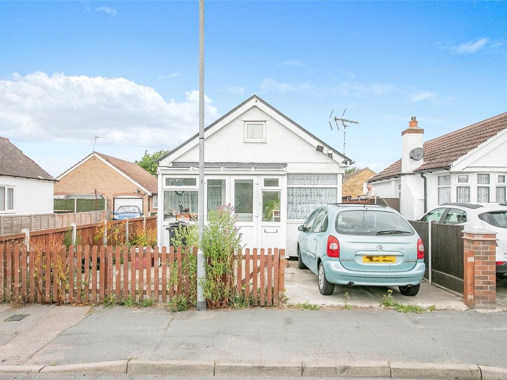 1 bed bungalow for sale in Golf Green Road, Jaywick, ClactonOnSea